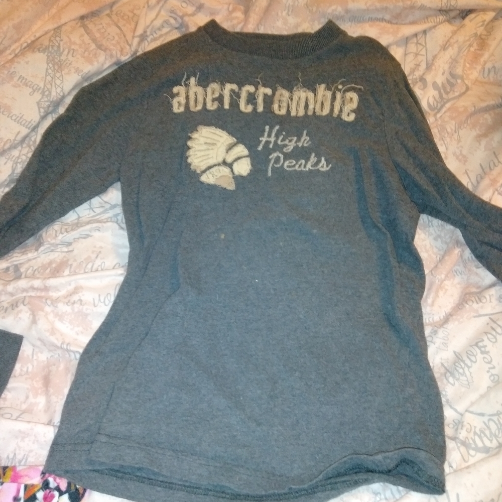 Abercrombie long sleeve boys